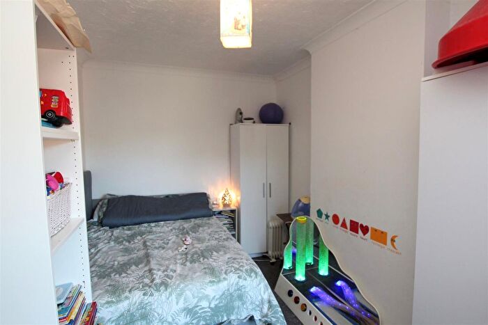 3 Bedroom Property To Rent In Scarletts Road, Colchester, CO1