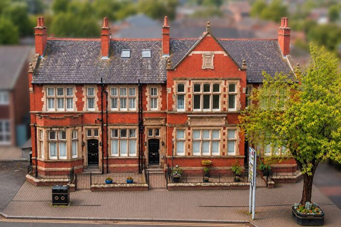 2 Bedroom Flat For Sale In High Street, Newton-Le-Willows, WA12