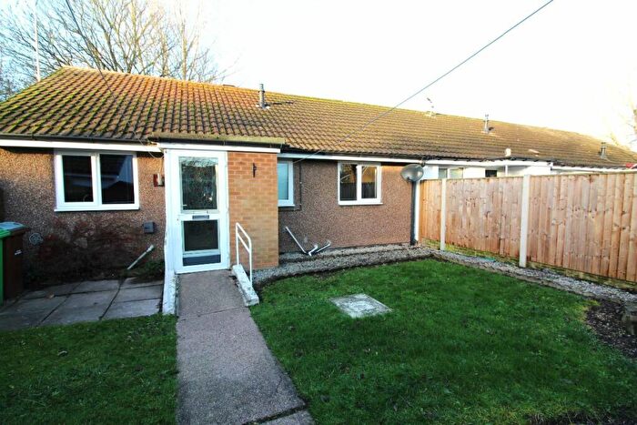 2 Bedroom Bungalow To Rent In Norwich Gardens, Bulwell, NG6