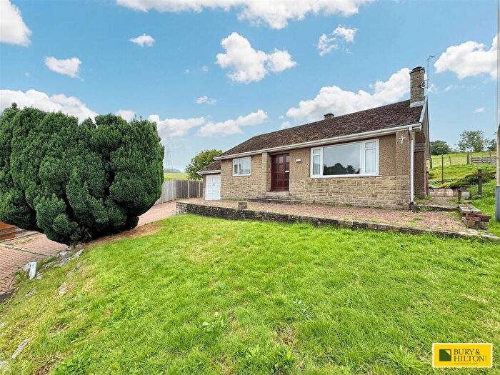 2 Bedroom Bungalow For Sale In Netherfield Road, Chapel-En-Le-Frith, High Peak, SK23