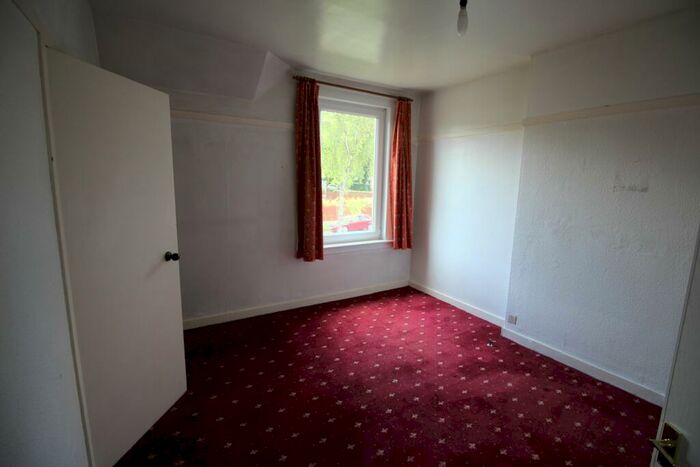 2 Bedroom Semi-Detached House For Sale In Mosspark Drive, Glasgow, G52