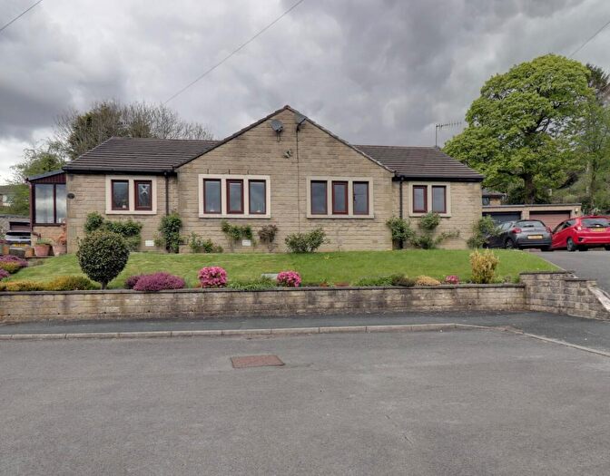 2 Bedroom Bungalow For Sale In Stile Moor Rise, Todmorden, OL14