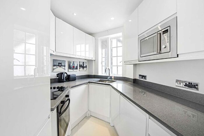 1 Bedroom Flat To Rent In Kings Road, London, SW3