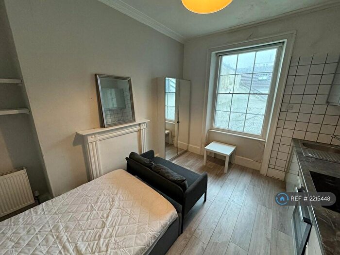Studio To Rent In Norfolk Square, Brighton, BN1