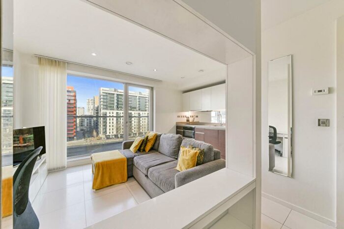 Apartment To Rent In Baltimore Wharf, London, E14