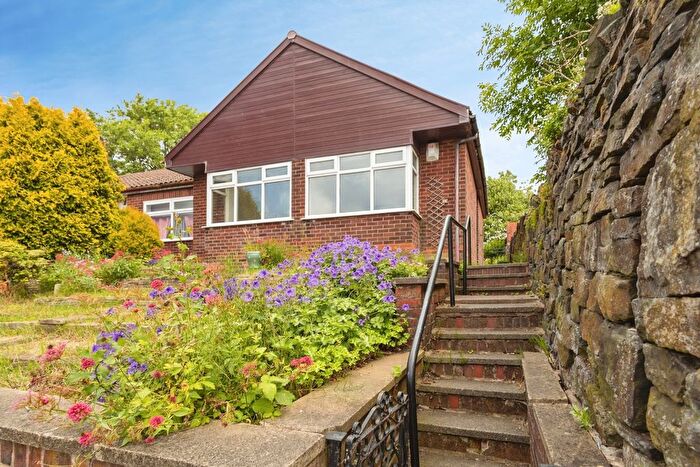 2 Bedroom Bungalow For Sale In Newport Street, Oldham, Greater Manchester, OL8