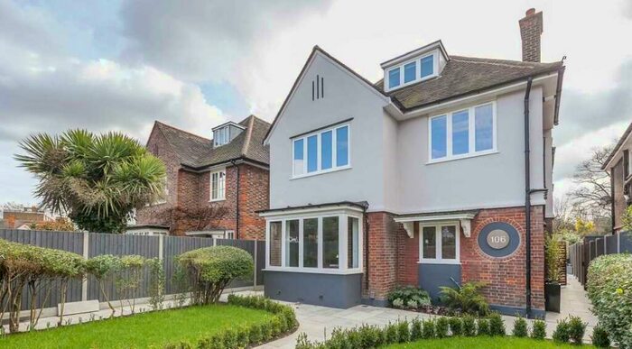 2 Bedroom Apartment To Rent In Westcombe Park Road, Blackheath, SE3