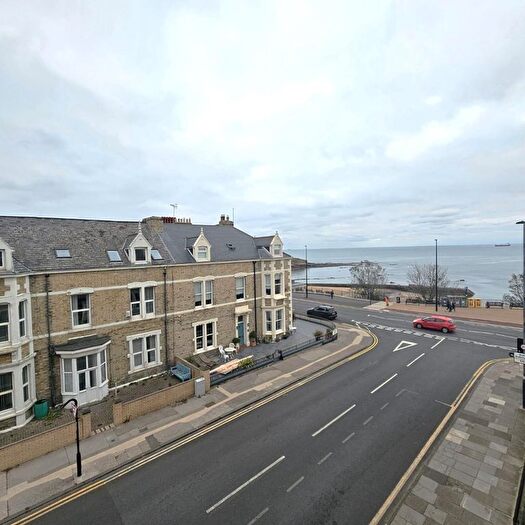 2 Bedroom Flat To Rent In Beverley Terrace, Cullercoats, NE30