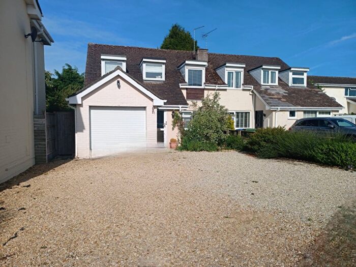 4 Bedroom Semi-Detached House For Sale In Cowley Way, Sutton Benger, Chippenham, SN15