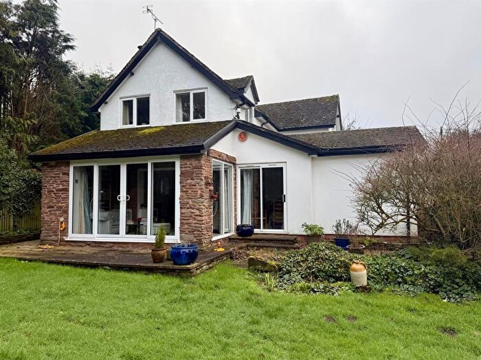 3 Bedroom Cottage For Sale In Docklow, Leominster, HR6