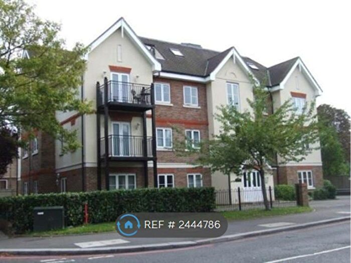 2 Bedroom Flat To Rent In Jewell Court, Sutton, SM1