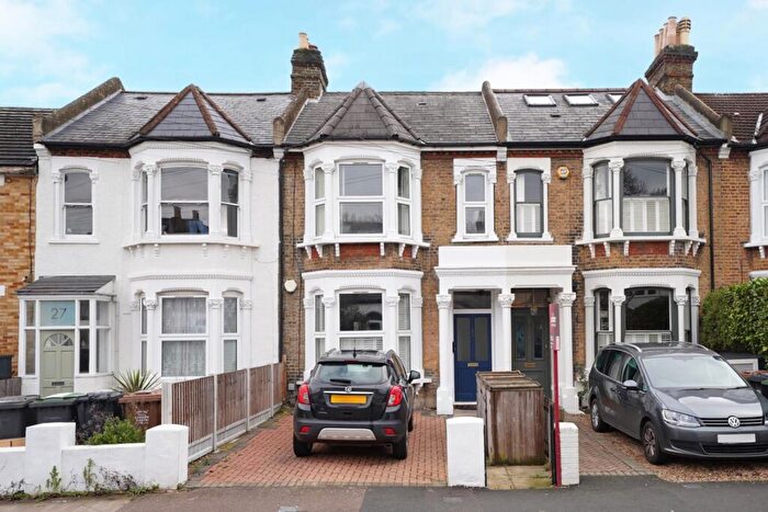 2 Bedroom Flat For Sale In Kemble Road, Forest Hill, London, SE23