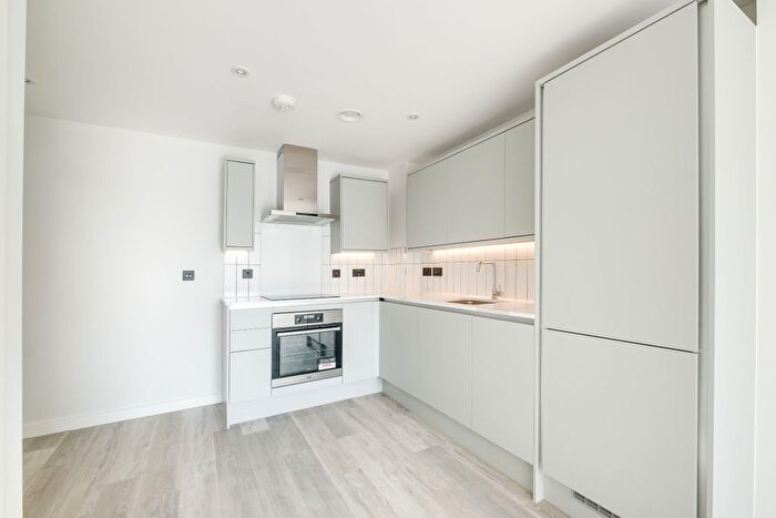 1 Bedroom Flat To Rent In Apex Lofts, Warwick Street, Birmingham, B12