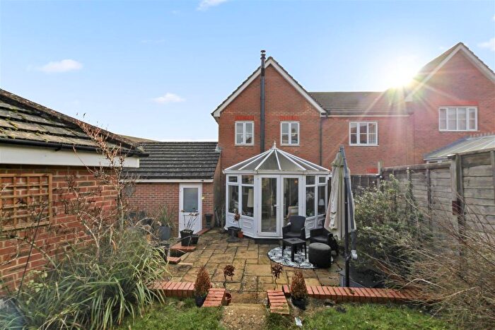 3 Bedroom End Terrace House For Sale In Butterfields, Wellingborough, NN8