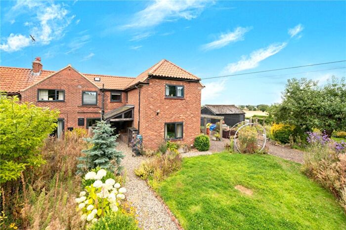 3 Bedroom Semi-Detached House For Sale In Station Street, Rippingale, Bourne, Lincolnshire, PE10