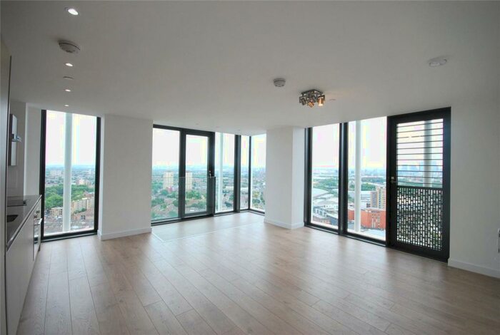 2 Bedroom Flat To Rent In Stratosphere Tower, Great Eastern Road, London, E15