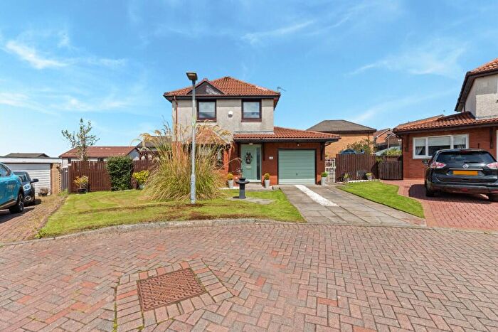 3 Bedroom Detached House For Sale In Annan Crescent, Airdrie, Lanarkshire, ML6