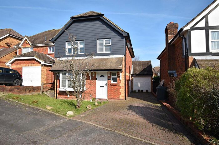 4 Bedroom Detached House For Sale In Barrow Rise, St. Leonards-On-Sea, TN37