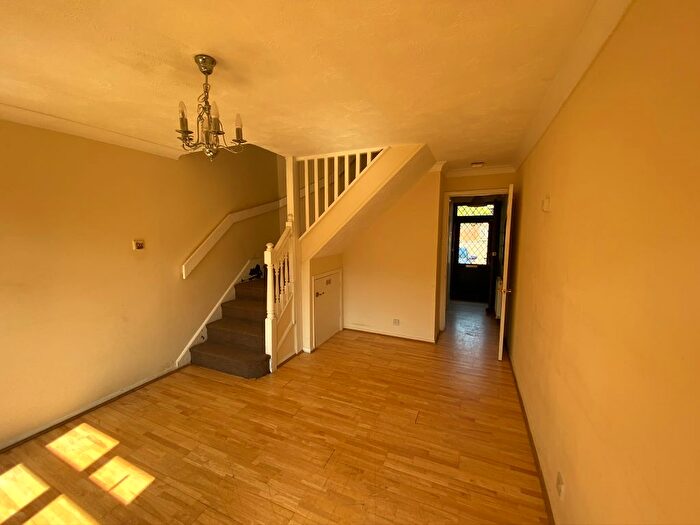 1 Bedroom Terraced House To Rent In Sharpness Close, Hayes, UB4