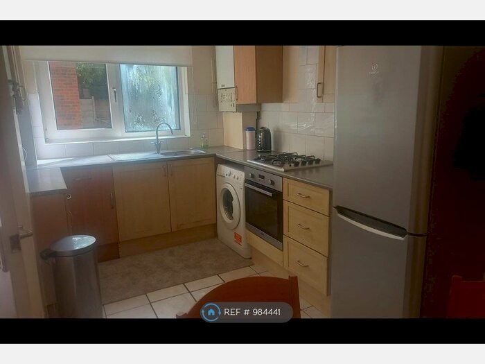 3 Bedroom Maisonette To Rent In Odessa Road, London, E7