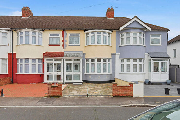 3 Bedroom Terraced House For Sale In Penfold Road, Edmonton, N9