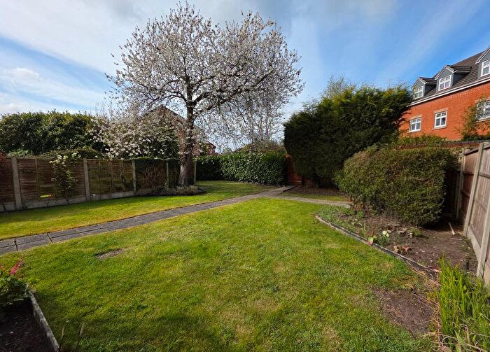 3 Bedroom Property To Rent In Chester Close, Willenhall, WV13