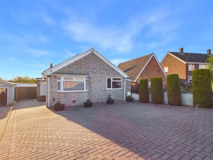 2 Bedroom Detached House For Sale In Hollymount, Worcester, Worcestershire, WR4