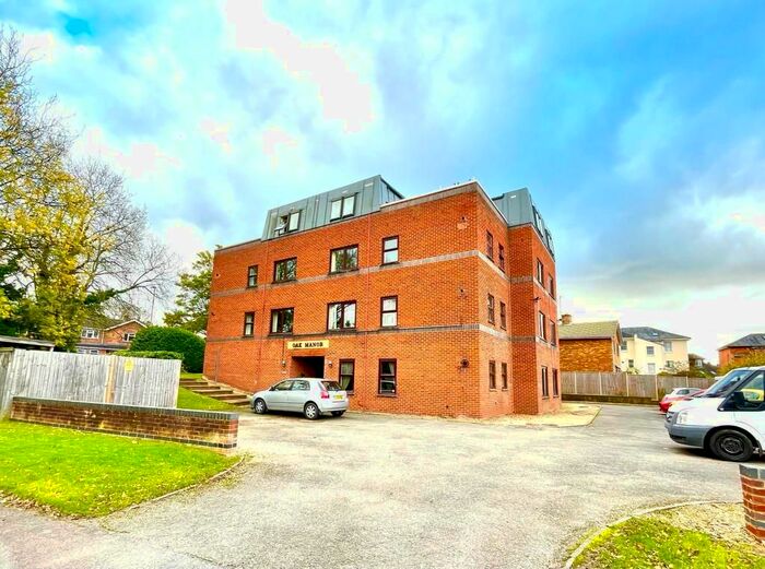 2 Bedroom Flat To Rent In Oak Manor, Hales Road, Cheltenham, GL52