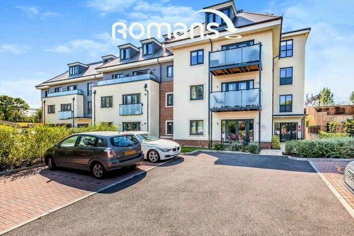 3 Bedroom Flat To Rent In Institute Road, Taplow, Maidenhead, SL6