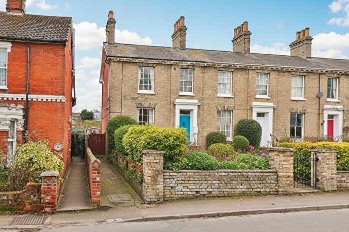 3 Bedroom End Of Terrace House For Sale In Gallows Hill, Hadleigh, IP7