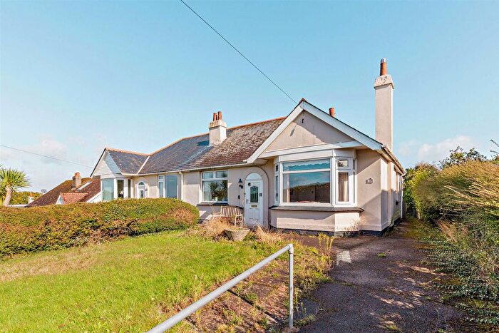 2 Bedroom Semi-detached Bungalow For Sale In Marldon Cross Hill, Marldon, TQ3
