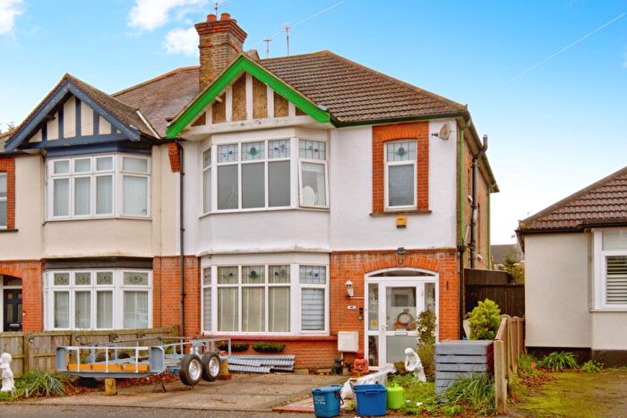 3 Bedroom Semi-Detached House For Sale In Honiton Road, Southend-on-Sea, Essex, SS1