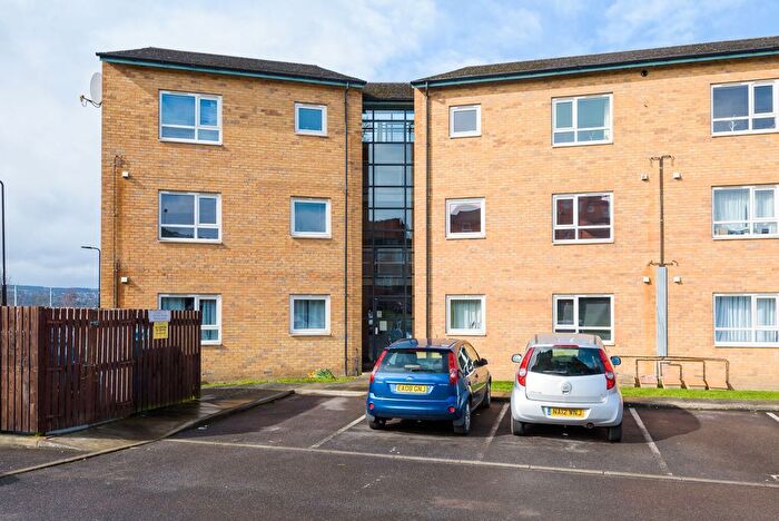 2 Bedroom Flat To Rent In Park Grange Mount, Norfolk Park, S2