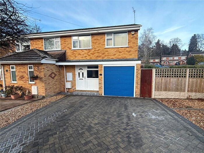 3 Bedroom Semi Detached House To Rent In Flexford Close, Chandler's Ford, Eastleigh, Hampshire, SO53