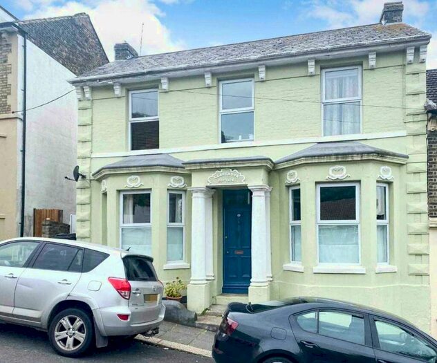 3 Bedroom End Of Terrace House To Rent In Clarendon Road, Dover, Kent, CT17