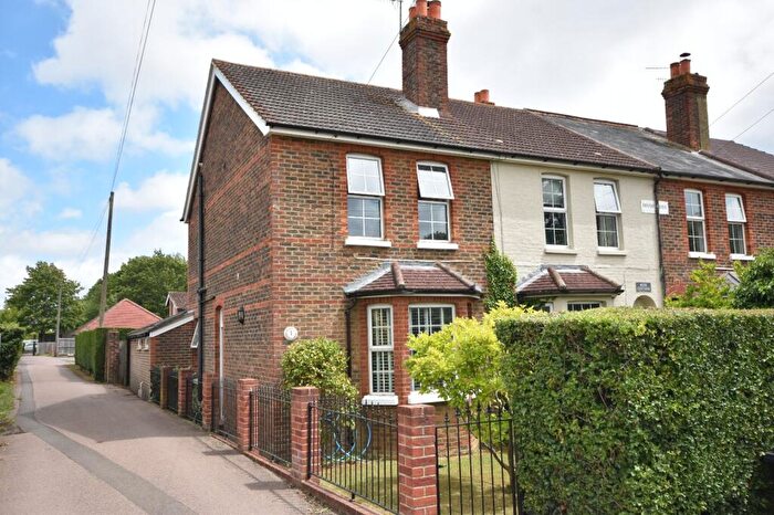 3 Bedroom End Of Terrace House For Sale In Brookside Cottage, Reigate Road, Hookwood, RH6