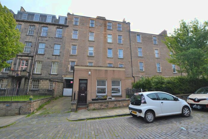 1 Bedroom Flat To Rent In Portland Street, Edinburgh, EH6