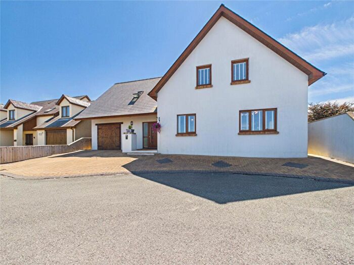 5 Bedroom Detached House For Sale In Reginald Close, Hundleton, Pembroke, Pembrokeshire, SA71