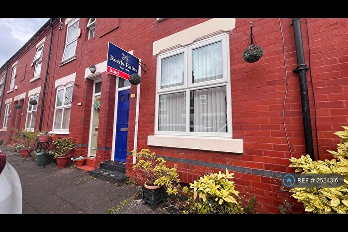 2 Bedroom Terraced House To Rent In Osborne Street, Salford, M6