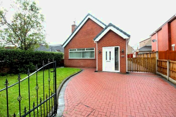 3 Bedroom Bungalow To Rent In Wagon Lane, Haydock, St Helens, WA11