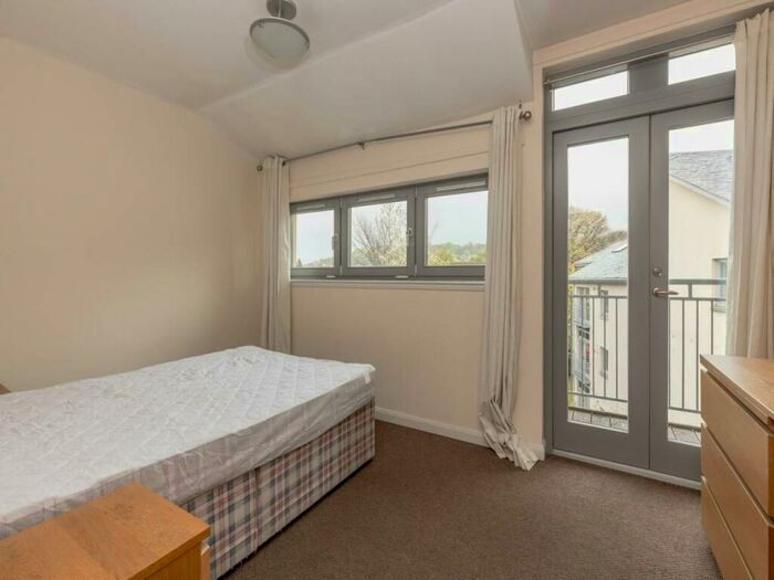 4 Bedroom House To Rent In Slateford Road, Edinburgh, EH14