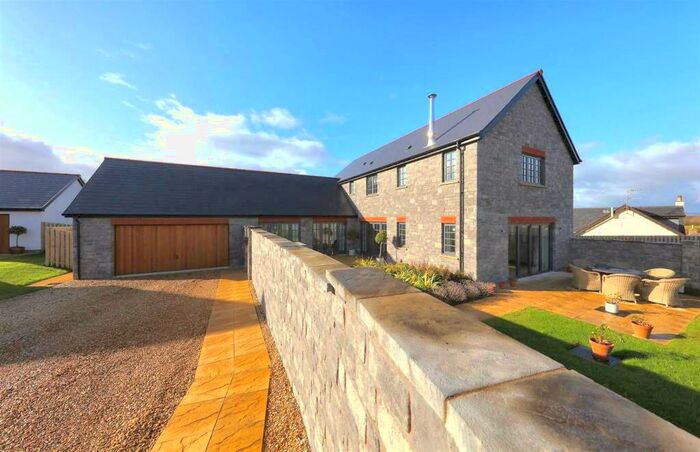 4 Bedroom Detached House To Rent In The Barns, St Brides Major, Vale Of Glamorgan, CF32