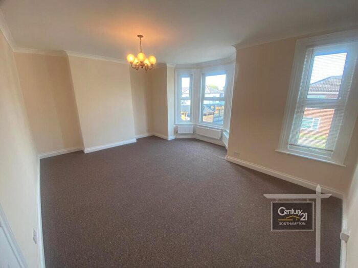 2 Bedroom Flat To Rent In |Ref: |, Shirley Road, Southampton, SO15
