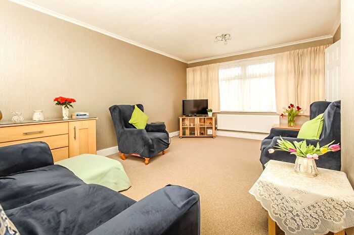 3 Bedroom End Of Terrace House For Sale In Barret Close, Wellingborough, NN8