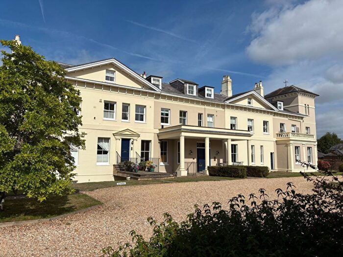 2 Bedroom Flat For Sale In Arlebury Park House, The Avenue, Alresford, SO24