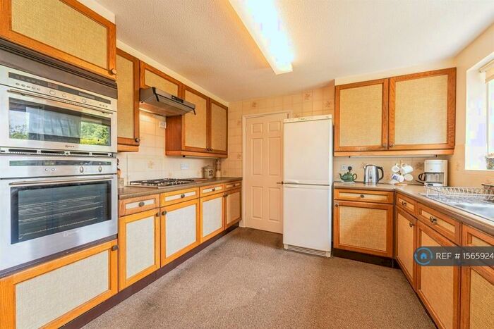 4 Bedroom Detached House To Rent In Adams Way, Earley, Reading, RG6