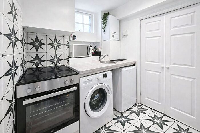 1 Bedroom Flat To Rent In Aldwych Buildings, Parker Mews, WC2B