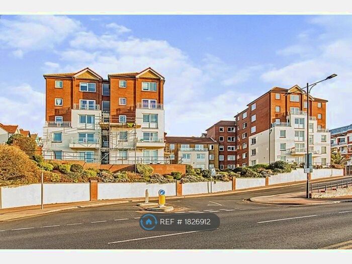 1 Bedroom Flat To Rent In Homecove House, Westcliff-On-Sea, SS0