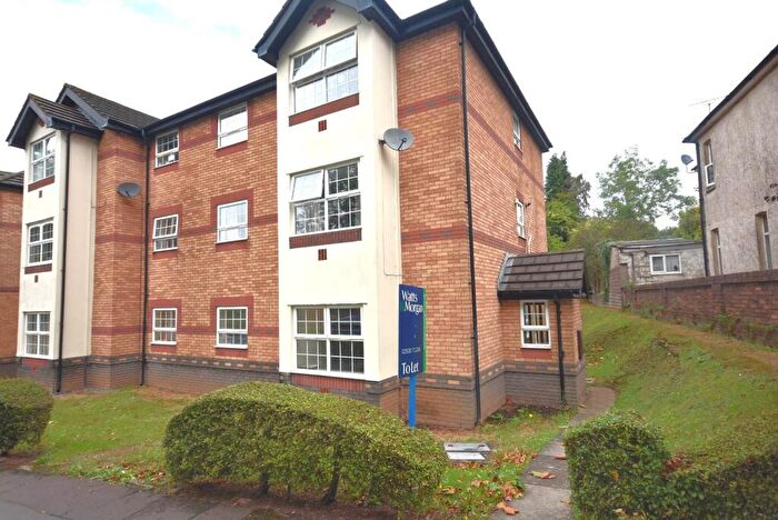 2 Bedroom Flat To Rent In Park View Court, Penarth, Vale Of Glamorgan, CF64