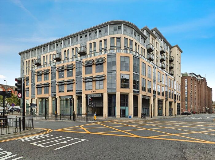 2 Bedroom Flat For Sale In Waterloo Square, Newcastle Upon Tyne, Tyne And Wear, NE1